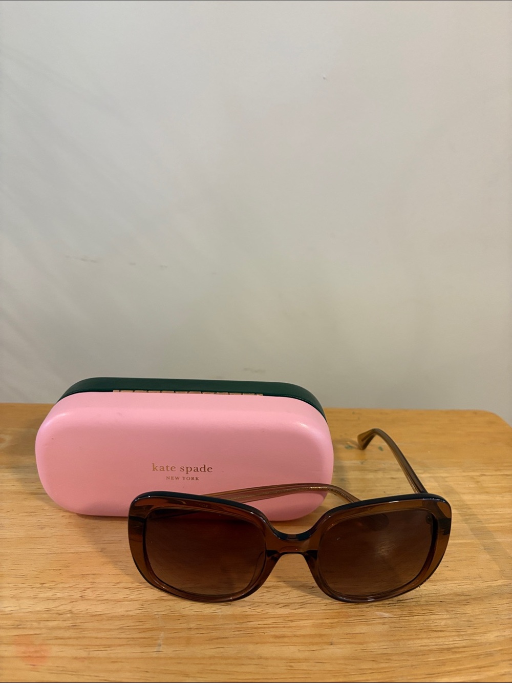 kate spade Brown Gradient Oversized Women’s Sunglasses with Pink Case